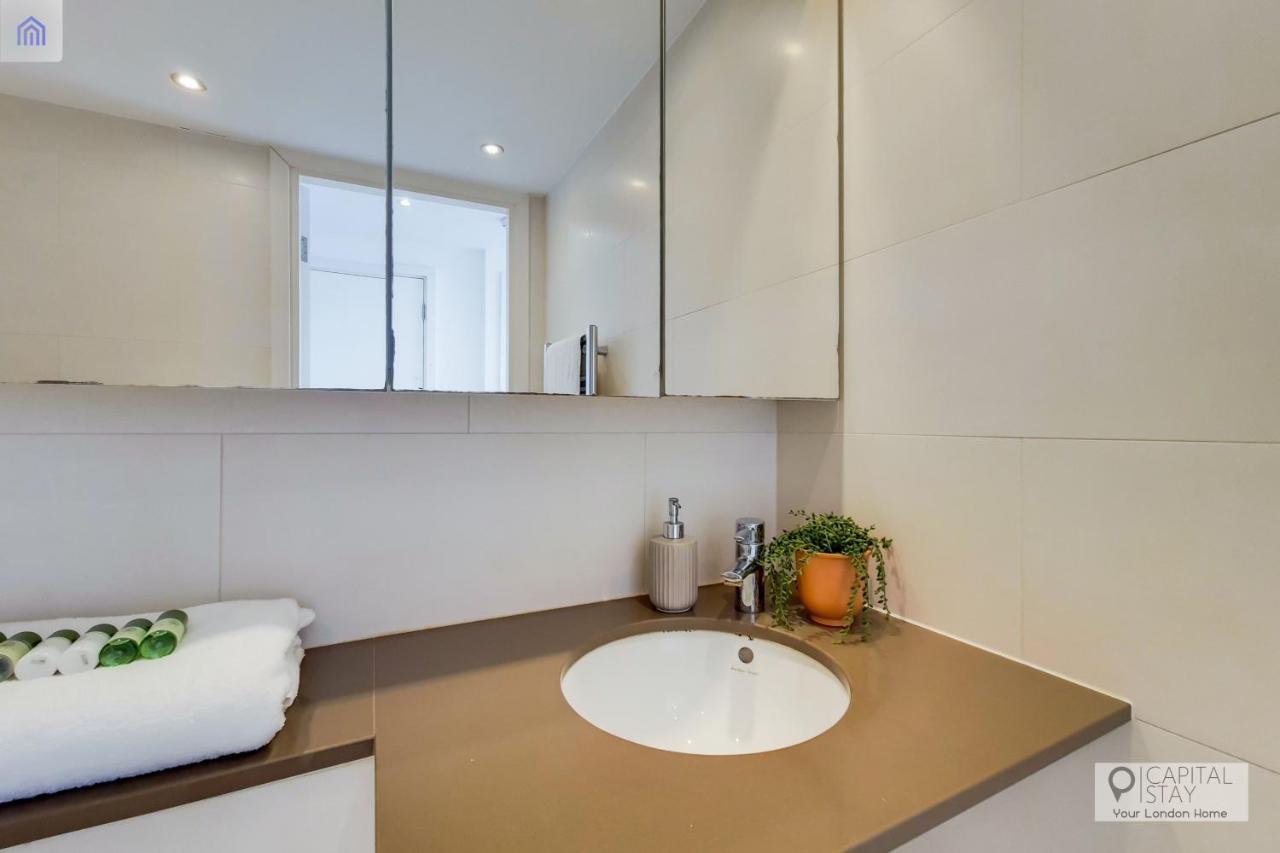 Two Bedroom Apartment - London Excel Stays Exterior photo